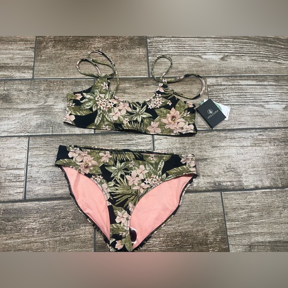 🌴🖤🏖️Volcom Girls' Swimsuit Two Piece Bikini Set Kids Sz 16 Tropical Print🌴🖤 - Picture 15 of 15